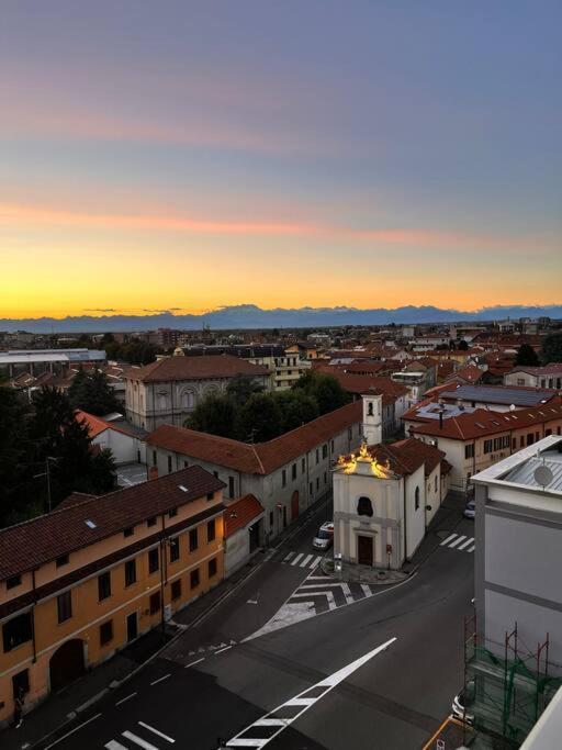 Le Ballerine Di Silvana - Panoramico E Luminoso Busto Arsizio